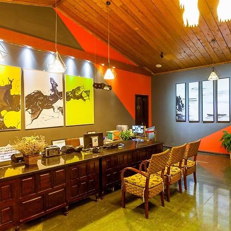 Starway Flower Hotel Чэнду Экстерьер фото